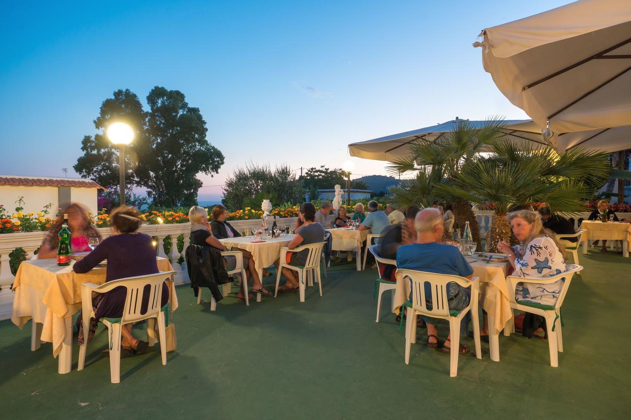 Hotel Casa La Vigna Sant'Angelo  Bagian luar foto